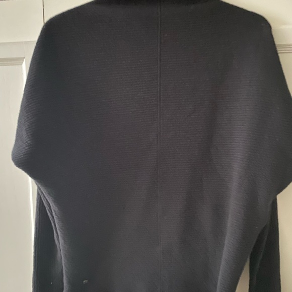 Lululemon Along The Way Mock LS - Picture 4 of 8